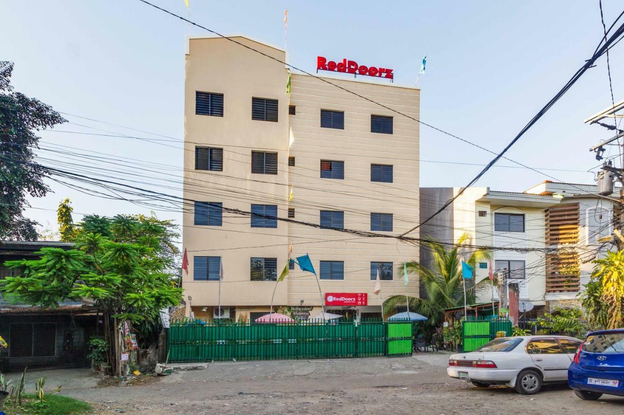 Hotel Reddoorz @ Zapatera Cebu Stadt Exterior foto